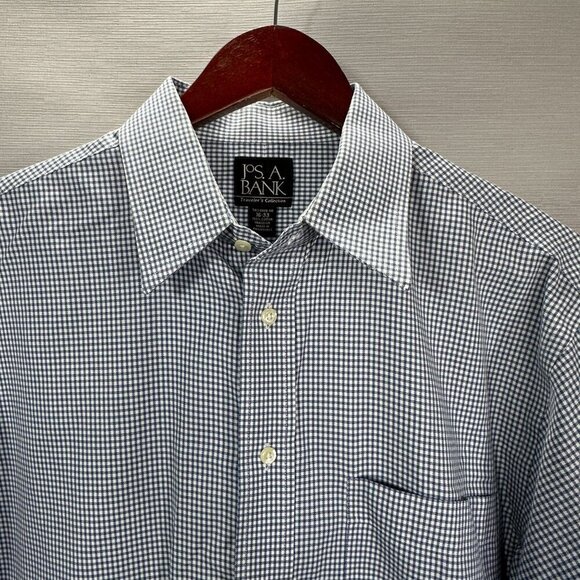 Jos A Bank Shirt Mens 16 Travelers Collection Blue Check Cotton Pocket Tailored - Picture 2 of 6